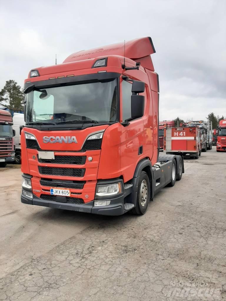 Scania R 580 وحدات الجر