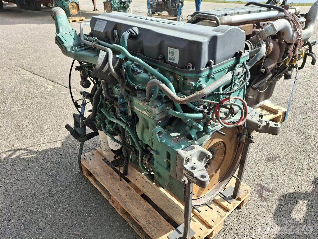 Volvo D11C330 محركات