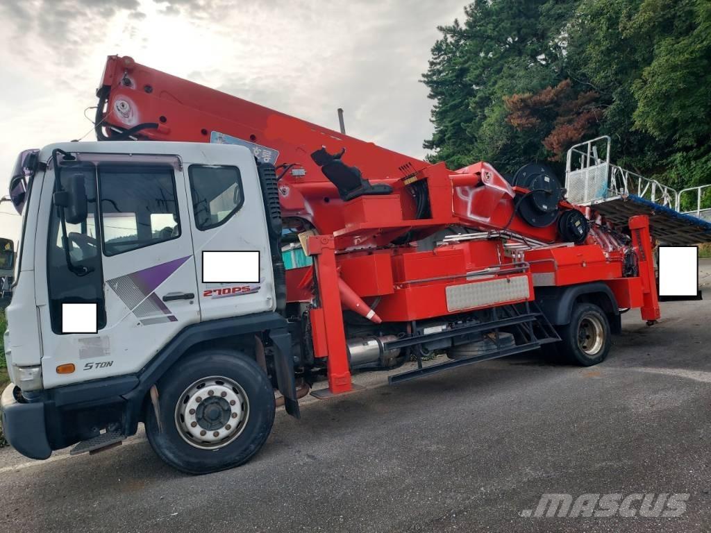 Horyong SKY450 المنصات الهوائية المثبتة على شاحنة