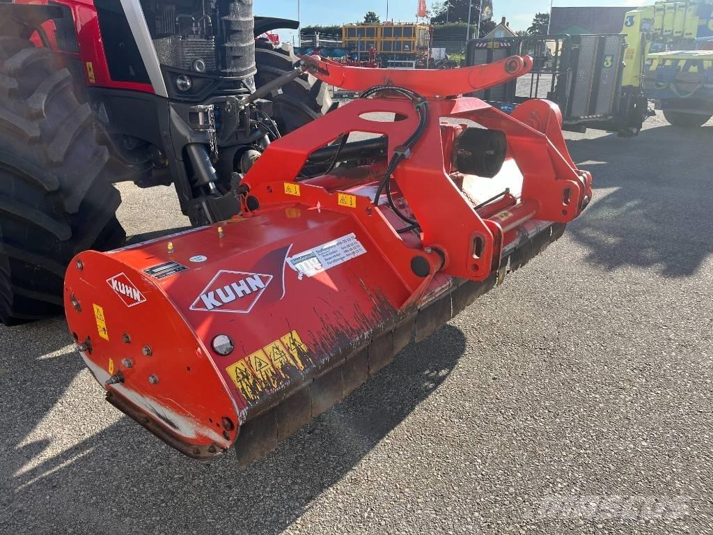 Kuhn BPR 280 جزازات وأغطية المراعي