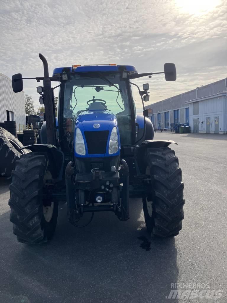 New Holland T 6020 الجرارات