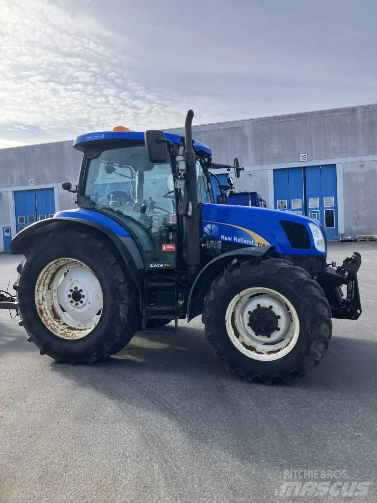 New Holland T 6020 الجرارات