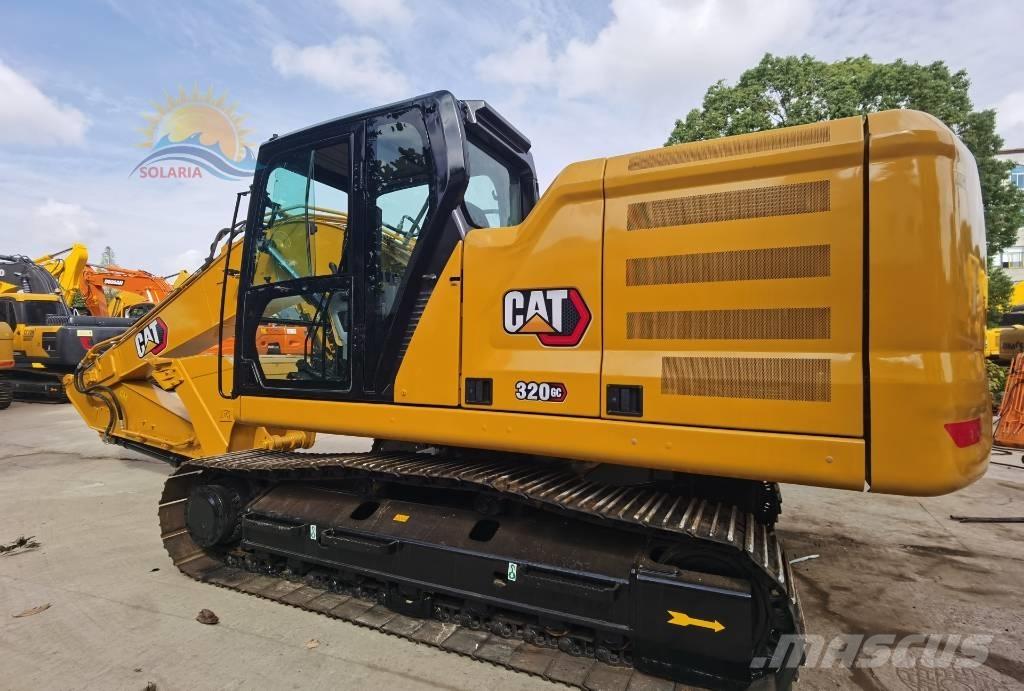 CAT 320 GC حفارات زحافة