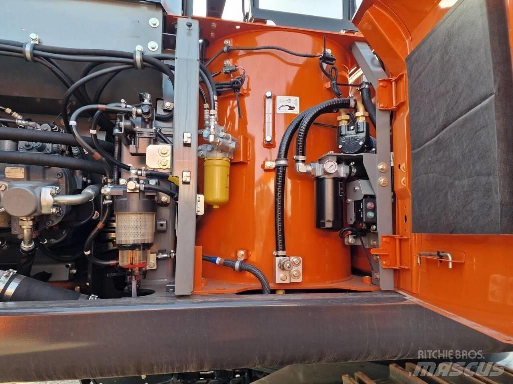 Hitachi ZX 350 H حفارات زحافة