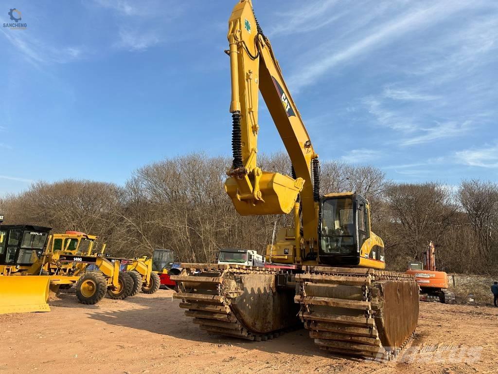 CAT 320 C L الحفارات البرمائية