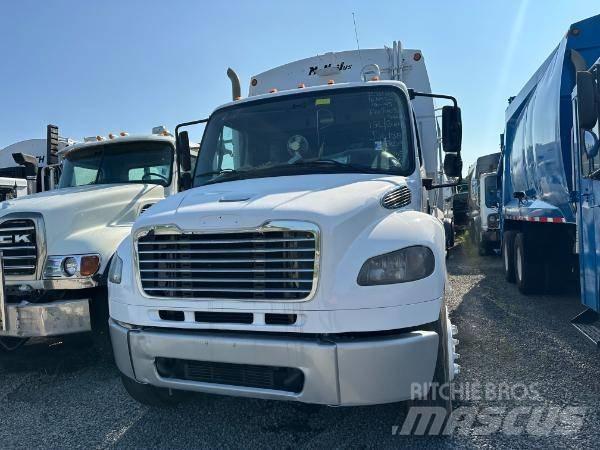 Freightliner M2 شاحنات المخلفات