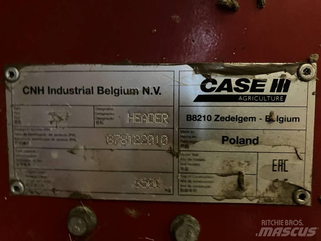 Case IH Axial 8240 حصادات