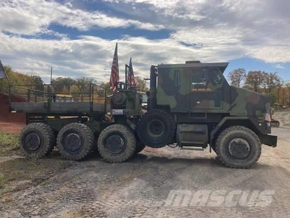 Oshkosh M1070 وحدات الجر