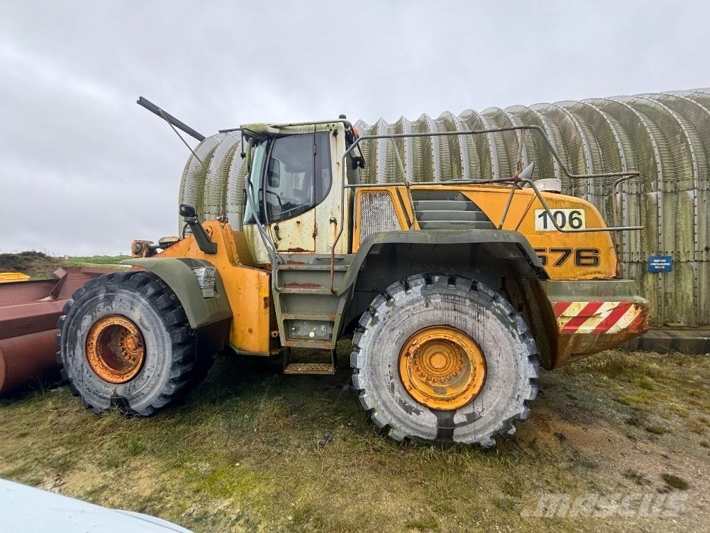 Liebherr L 576 لوادر بعجل