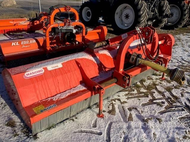 Maschio Tigre 300 جزازات وأغطية المراعي