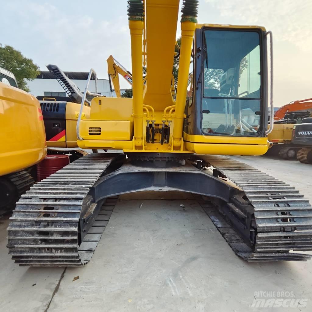 Komatsu PC 200-6 حفارات وسط 7 طن - 12 طن