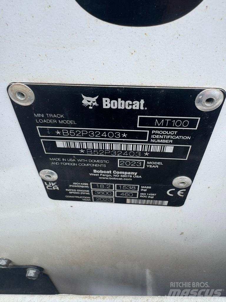 Bobcat MT 100 لوادر زحافة