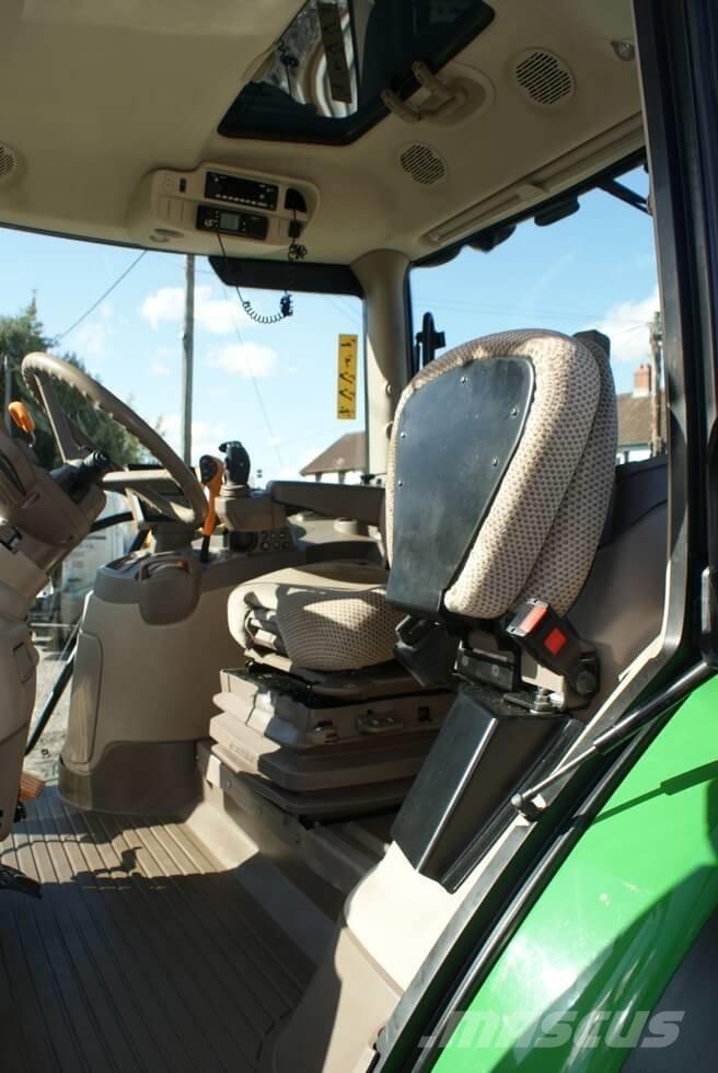 John Deere 6155 R الجرارات