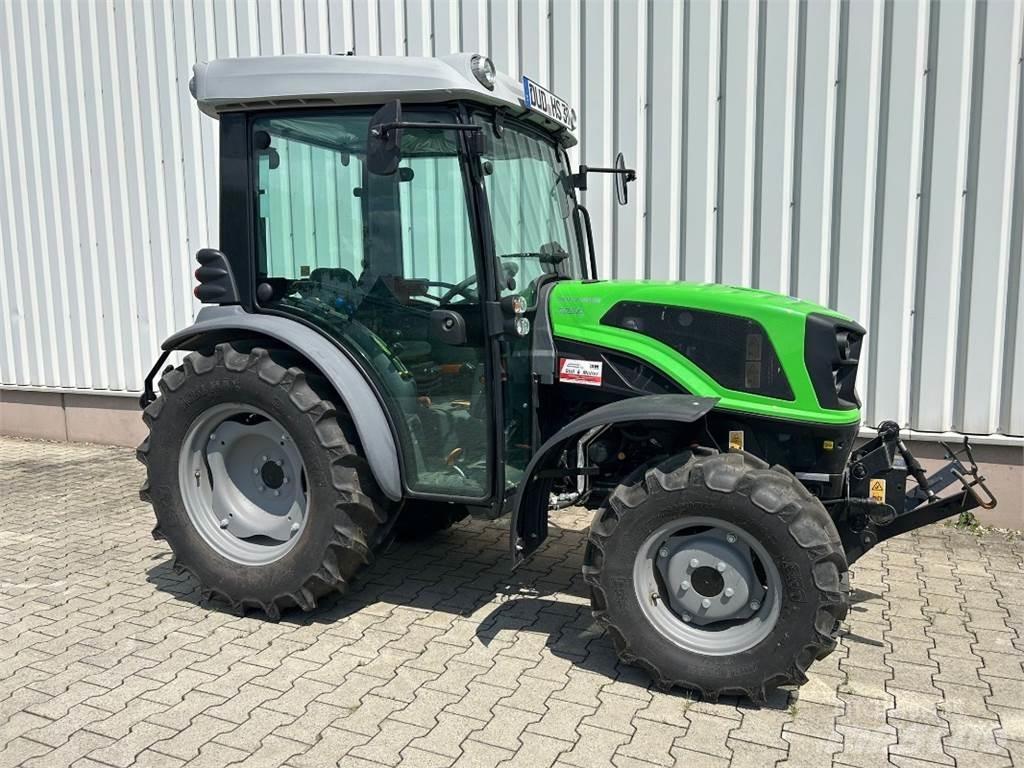 Deutz 3050 جرارات مدمجة