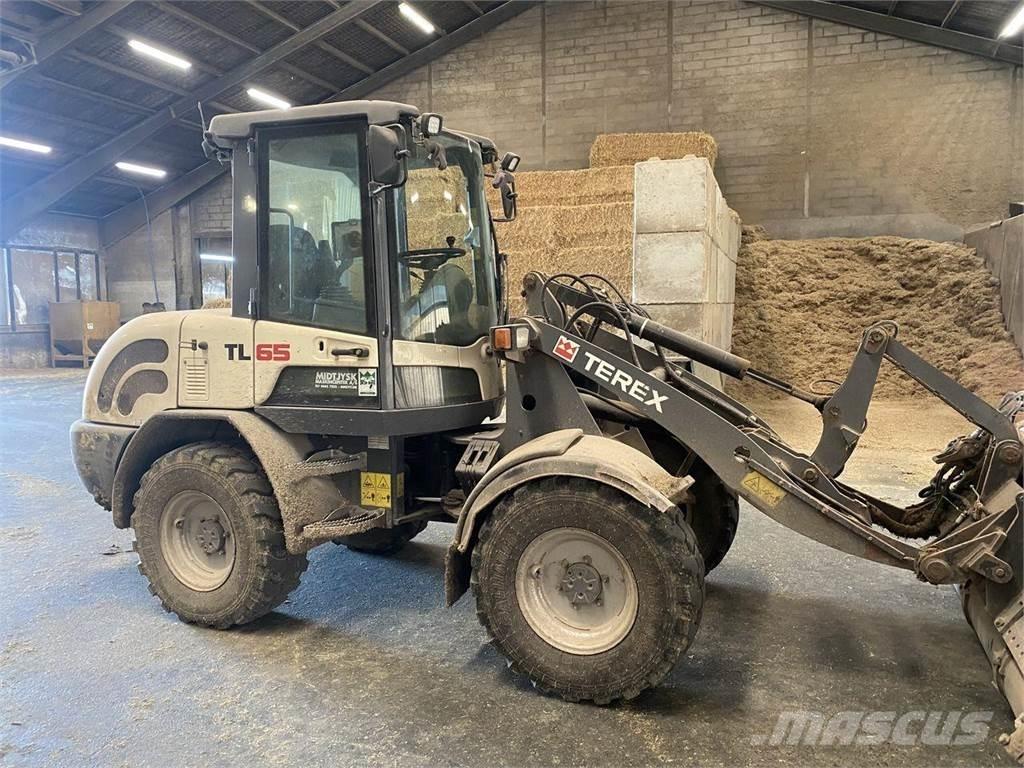 Terex TL65 لوادر متعددة الأغراض