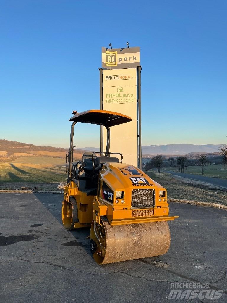 CAT CB 24 مداحل أحادية الأسطوانة
