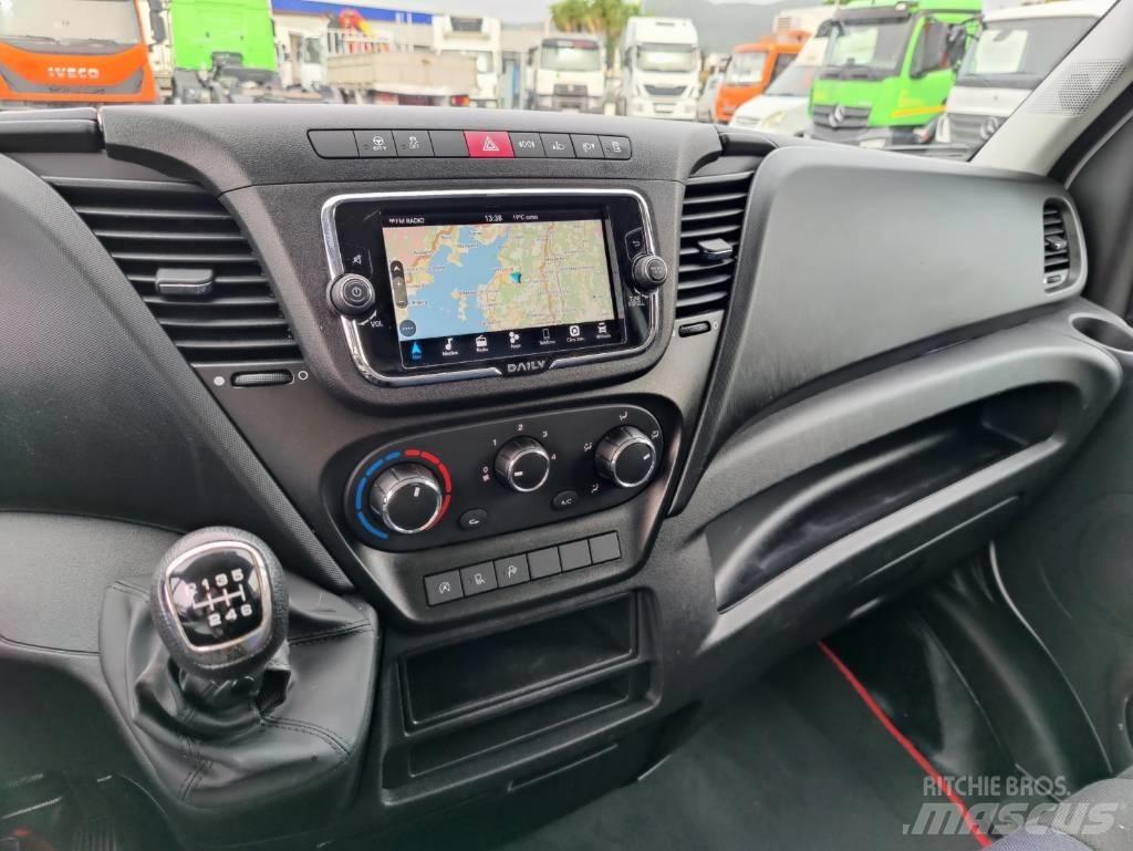 Iveco Daily 35 S 16 شاحنة مقفلة