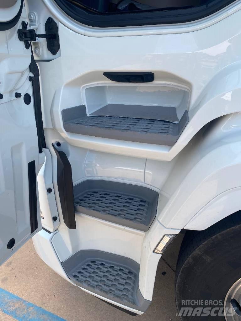 DAF XG 530 FTS وحدات الجر