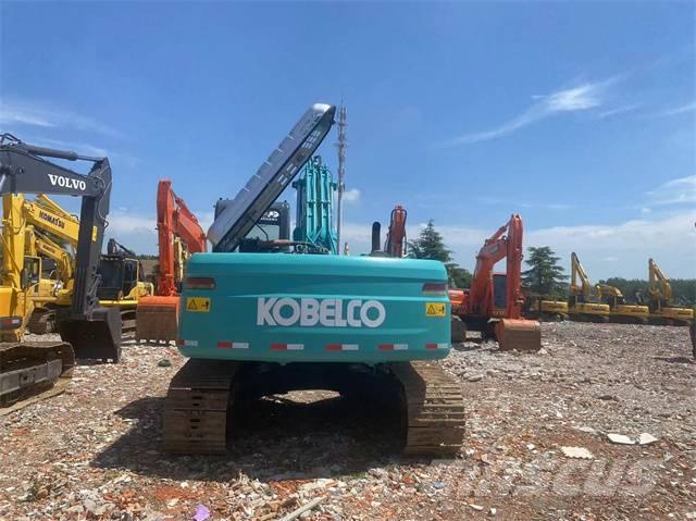 Kobelco SK 210 D حفارات زحافة