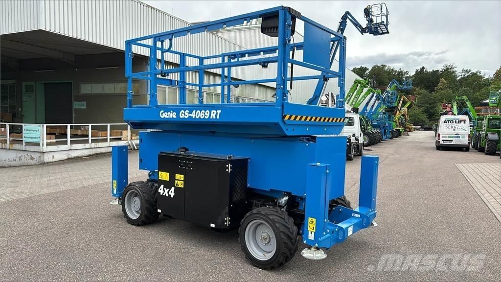 Genie GS-4069 RT رافعات مقصية الشكل