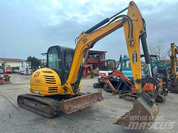 JCB 8065 حفارات صغيرة أقل من 7 طن (حفارات صغيرة)