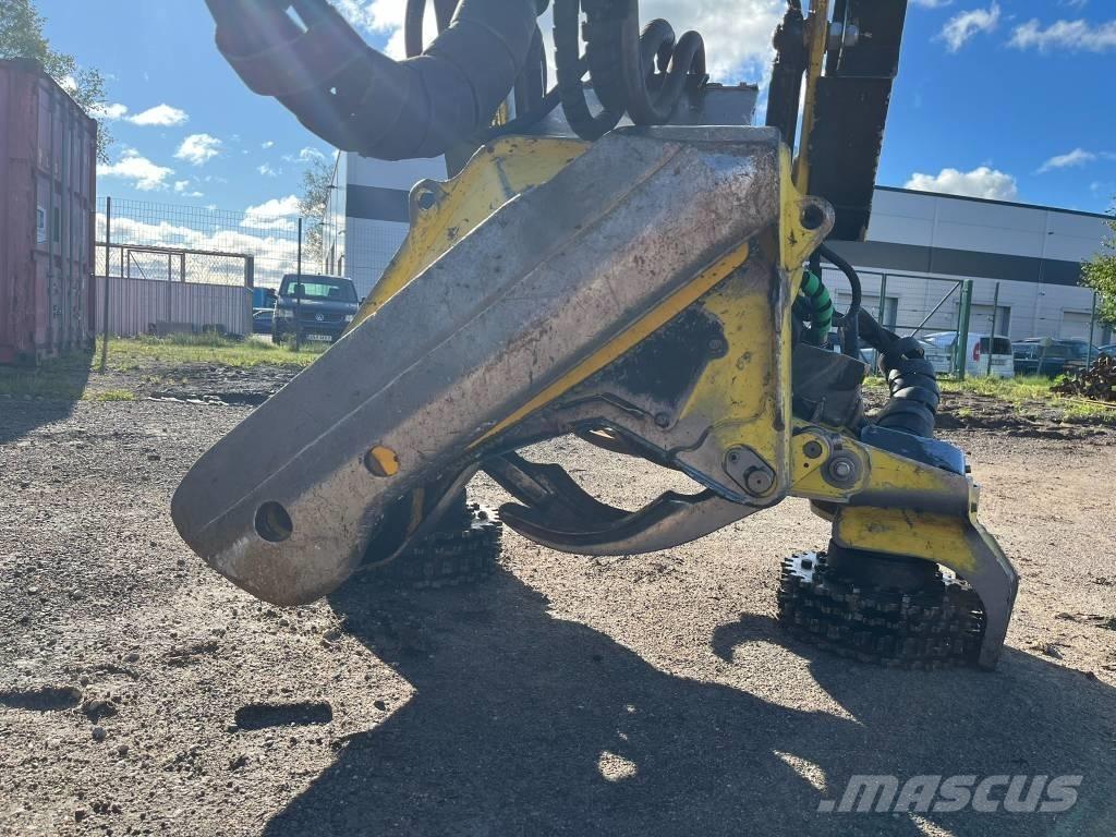 John Deere 1270G 8W حصادات