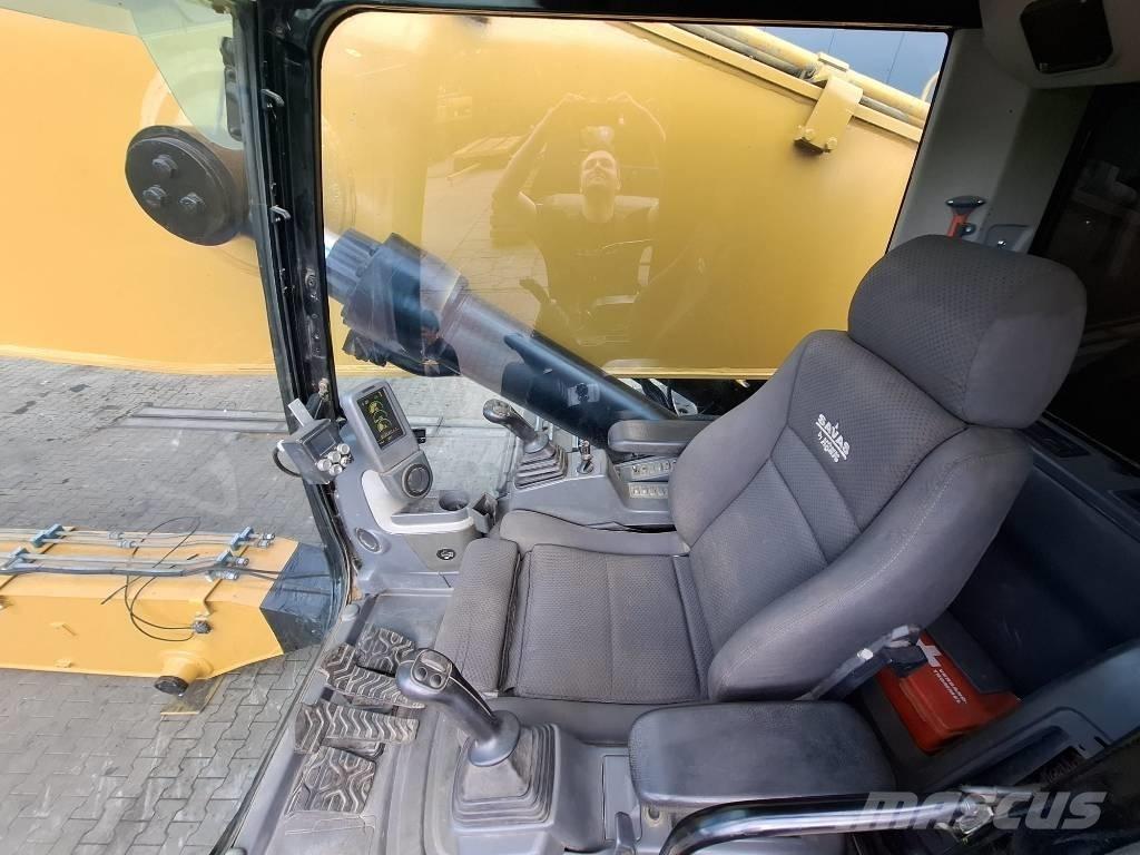 CAT 374 D L مناولات المخلفات / مناولات صناعية