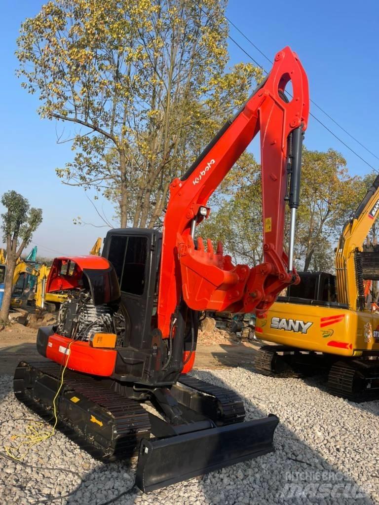 Kubota 165 حفارات زحافة