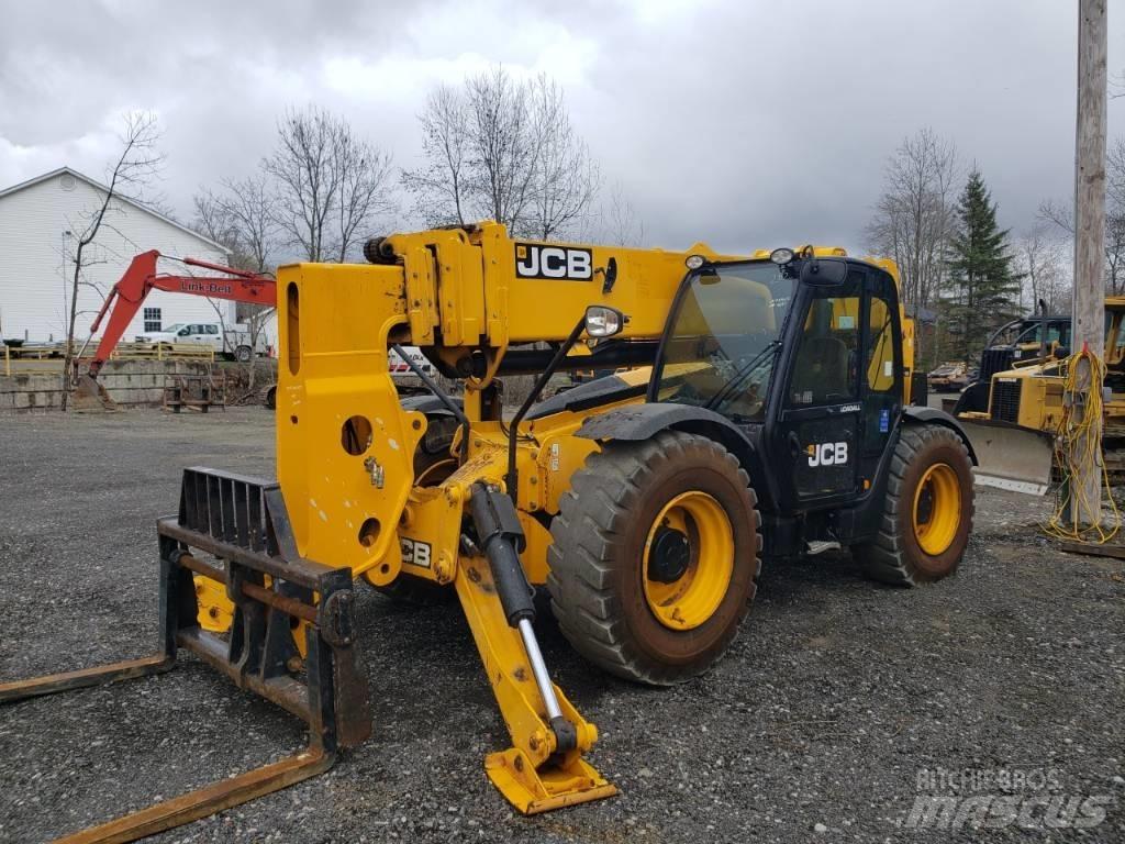 JCB 512-56 مناولات متداخلة