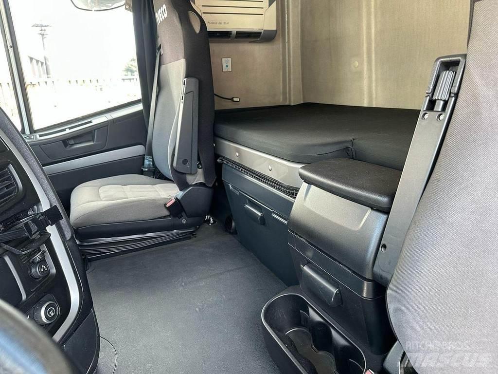 Iveco AS440E48 وحدات الجر