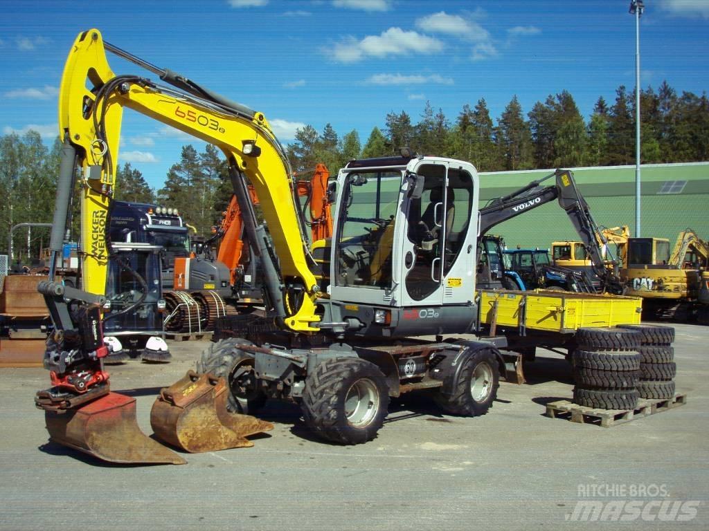 Neuson 6503-2 30Km/h حفارات بعجل
