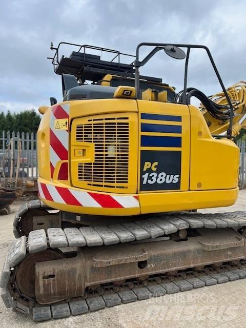 Komatsu PC138US-11 حفارات زحافة