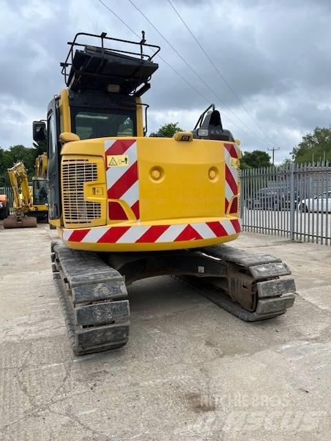 Komatsu PC138US-11 حفارات زحافة