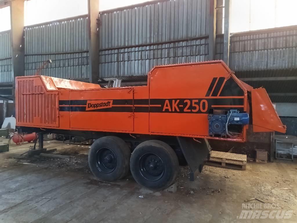 Doppstadt AK 250 آلات تمزيق المخلفات