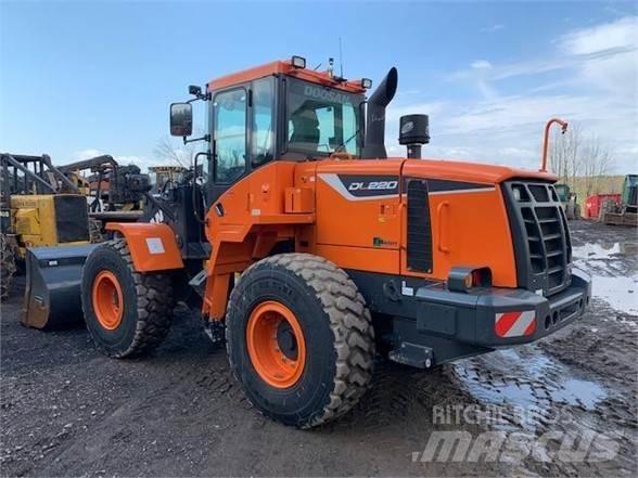 Doosan DL220-5 لوادر بعجل