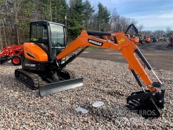 Doosan DX35-5 حفارات صغيرة أقل من 7 طن (حفارات صغيرة)