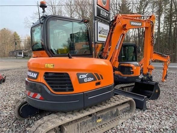 Doosan DX62R-3 حفارات زحافة