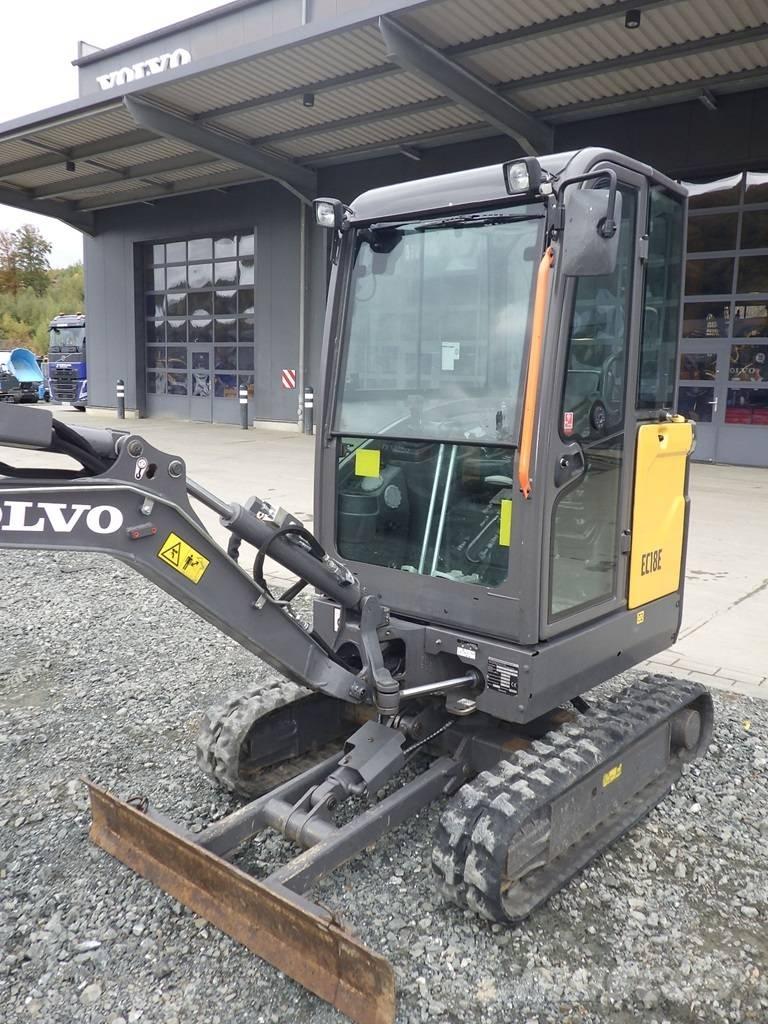 Volvo EC 18 E حفارات صغيرة أقل من 7 طن (حفارات صغيرة)