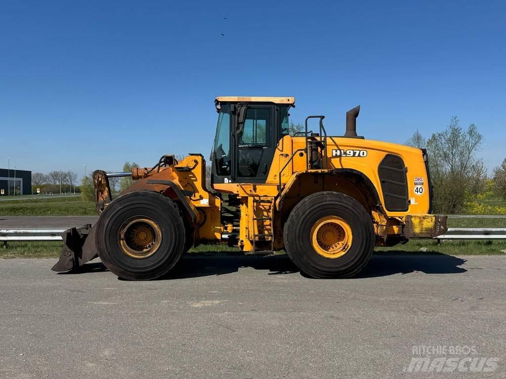 Hyundai HL970 لوادر بعجل