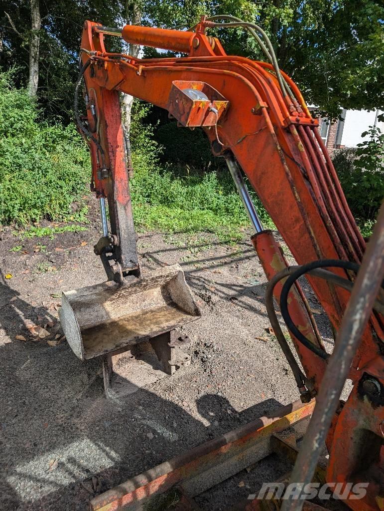 Komatsu PC 10-5 حفارات صغيرة أقل من 7 طن (حفارات صغيرة)