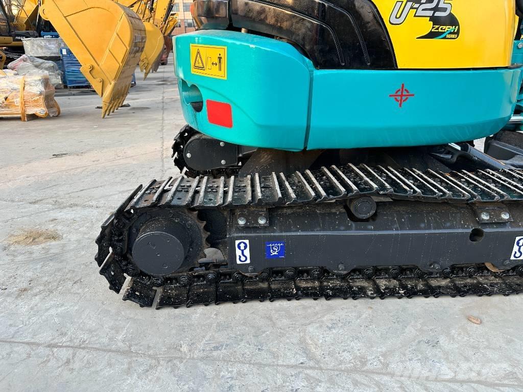 Kubota U 25 حفارات صغيرة أقل من 7 طن (حفارات صغيرة)
