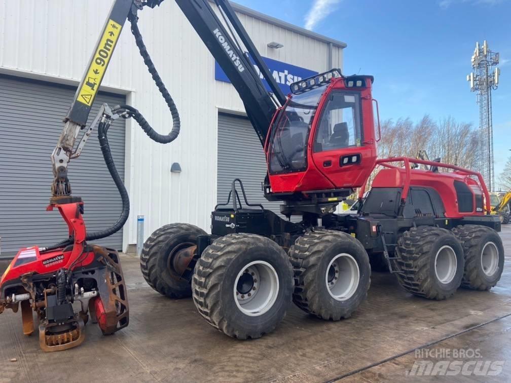 Komatsu 931XC حصادات