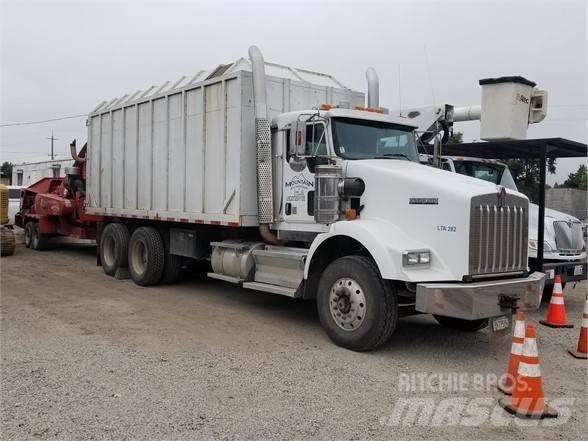 Kenworth T800 ماكينات تقطيع أخشاب الحراجة