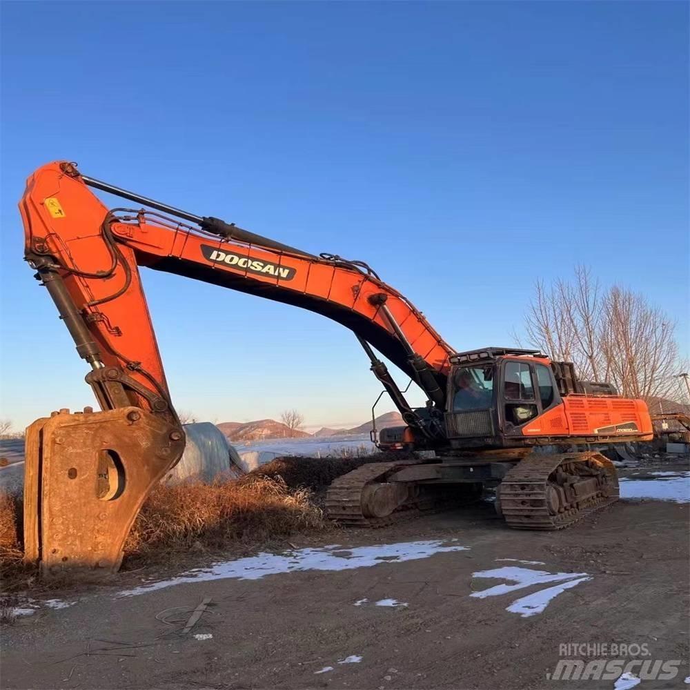 Doosan DX150LC-9C حفارات زحافة