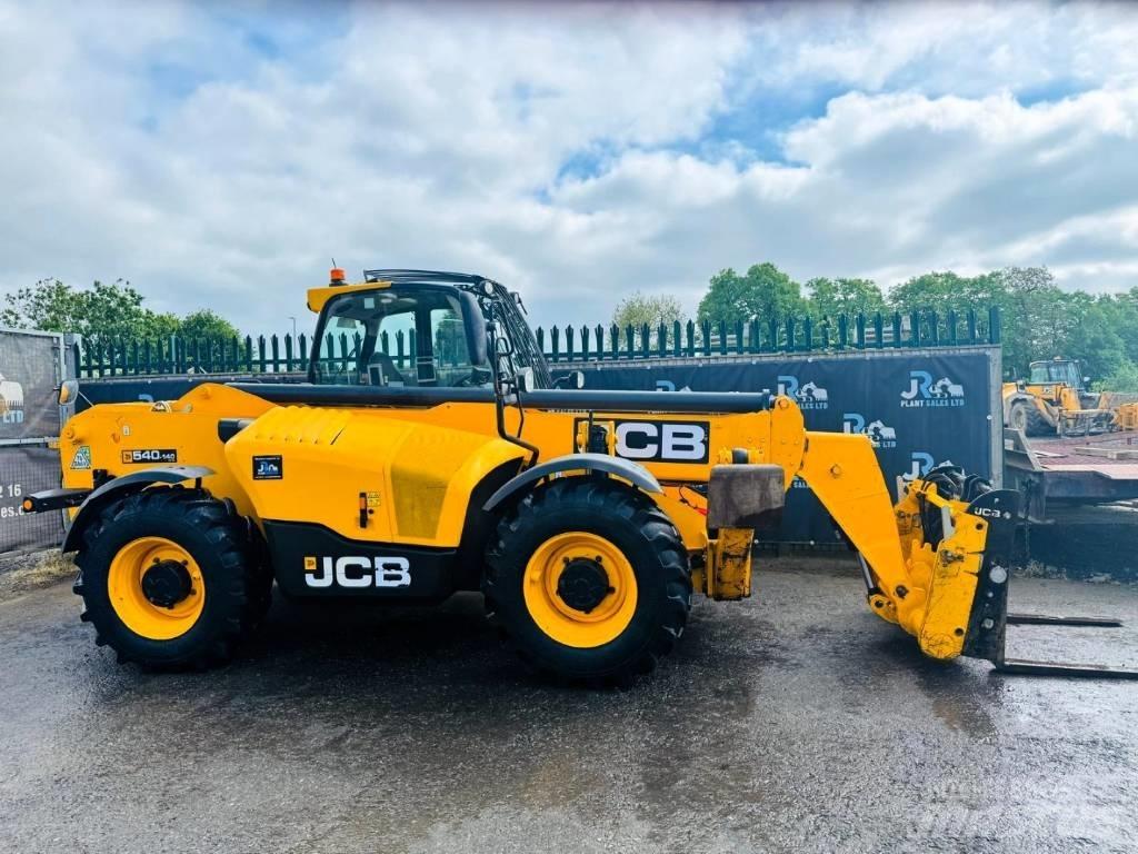 JCB 540-140 مناولات متداخلة
