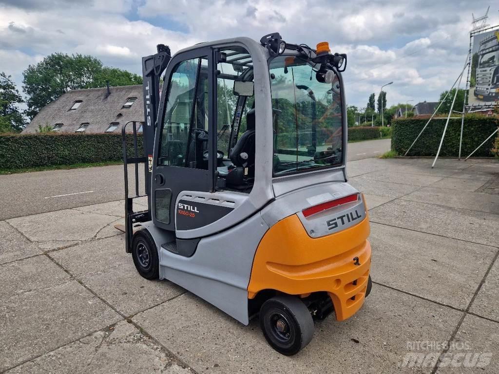 Still RX60-25L شاحنات ذات رافعات شوكية تعمل بالكهرباء