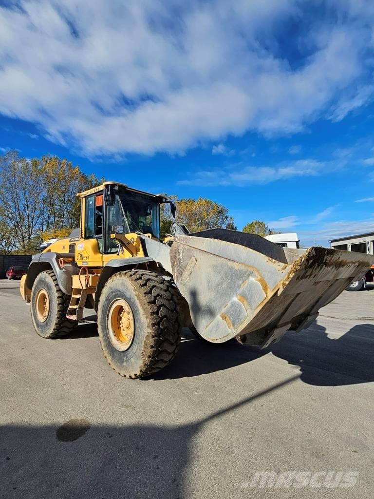 Volvo L 120 H لوادر بعجل
