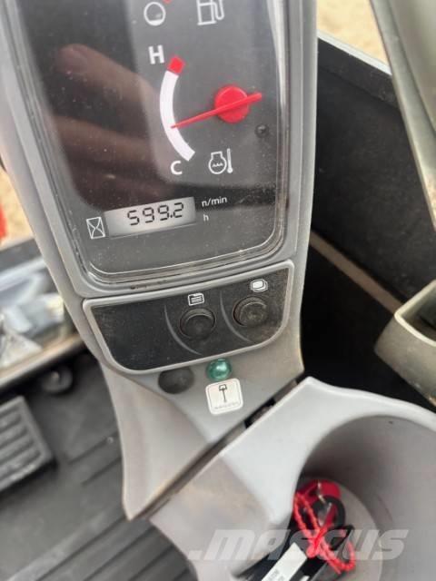 Kubota U 27-4 حفارات صغيرة أقل من 7 طن (حفارات صغيرة)