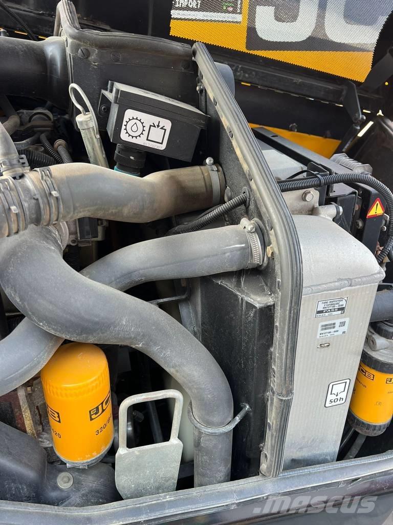 JCB 536-60 مناولات متداخلة