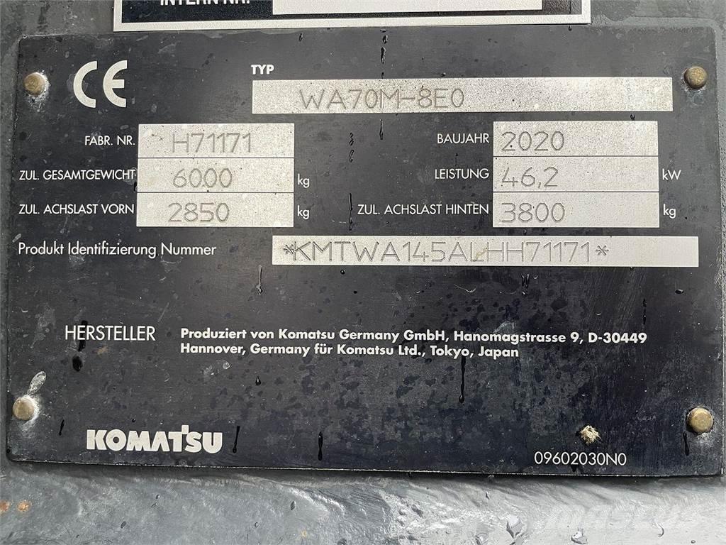 Komatsu WA70M-8EO لوادر متعددة الأغراض